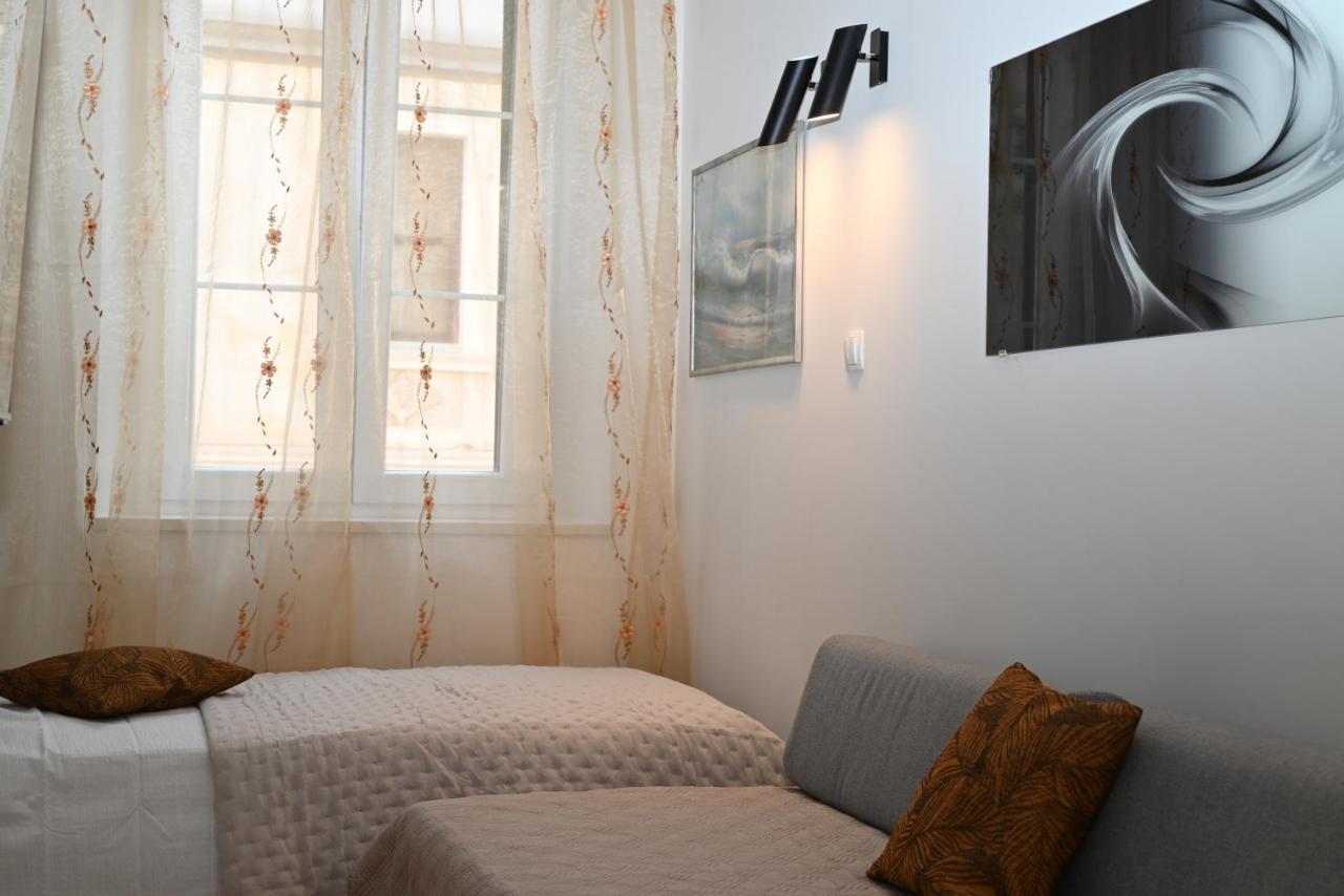 Old Town Apartment Omiš Kültér fotó