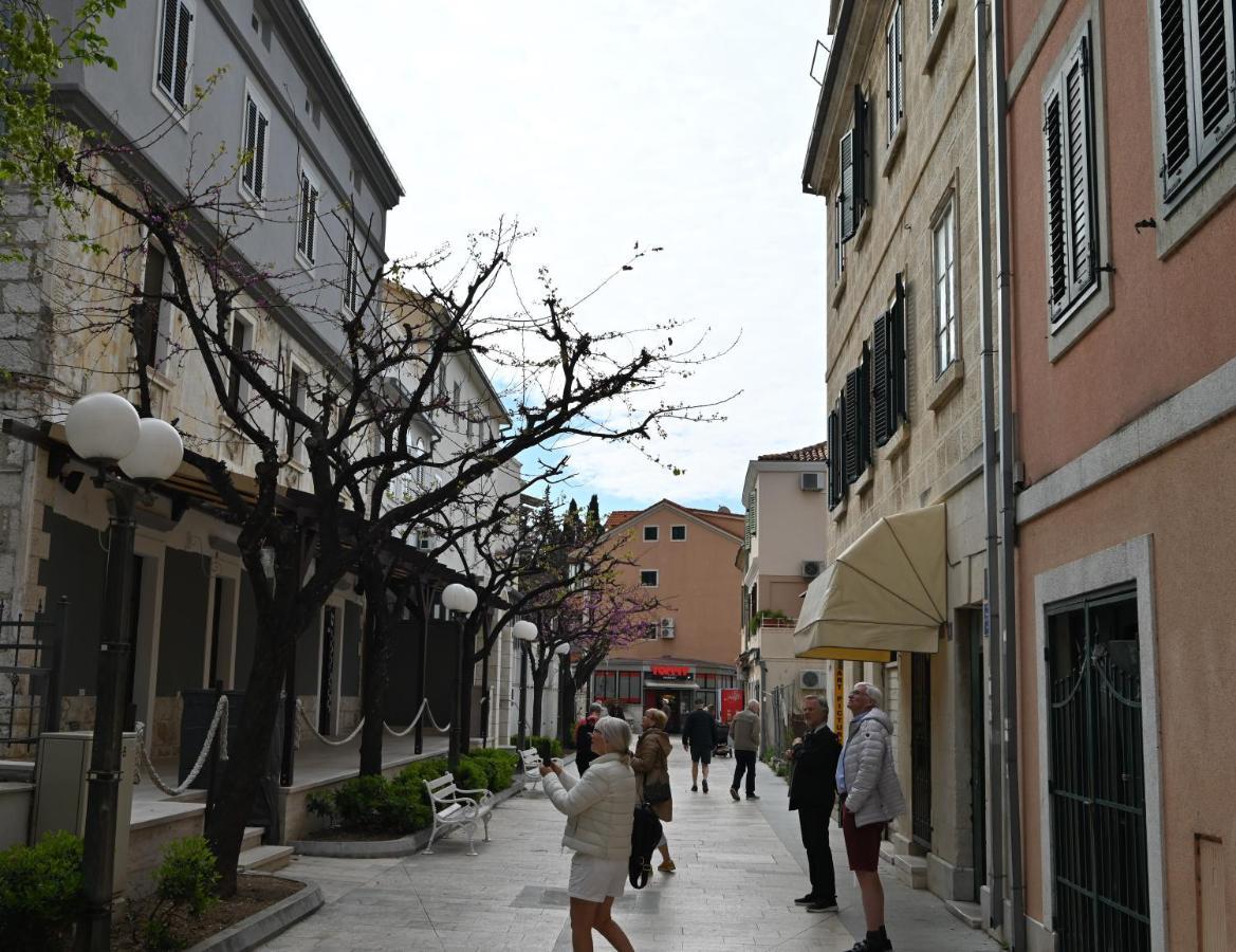 Old Town Apartment Omiš Kültér fotó