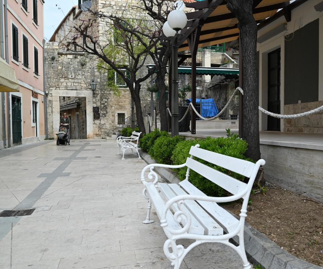 Old Town Apartment Omiš Kültér fotó