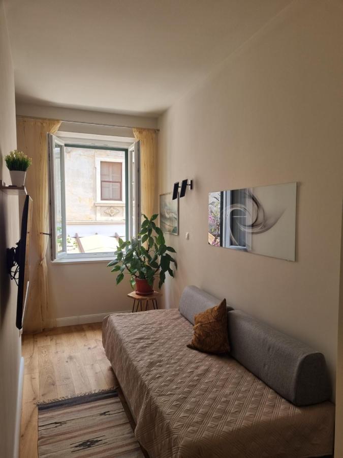 Old Town Apartment Omiš Kültér fotó